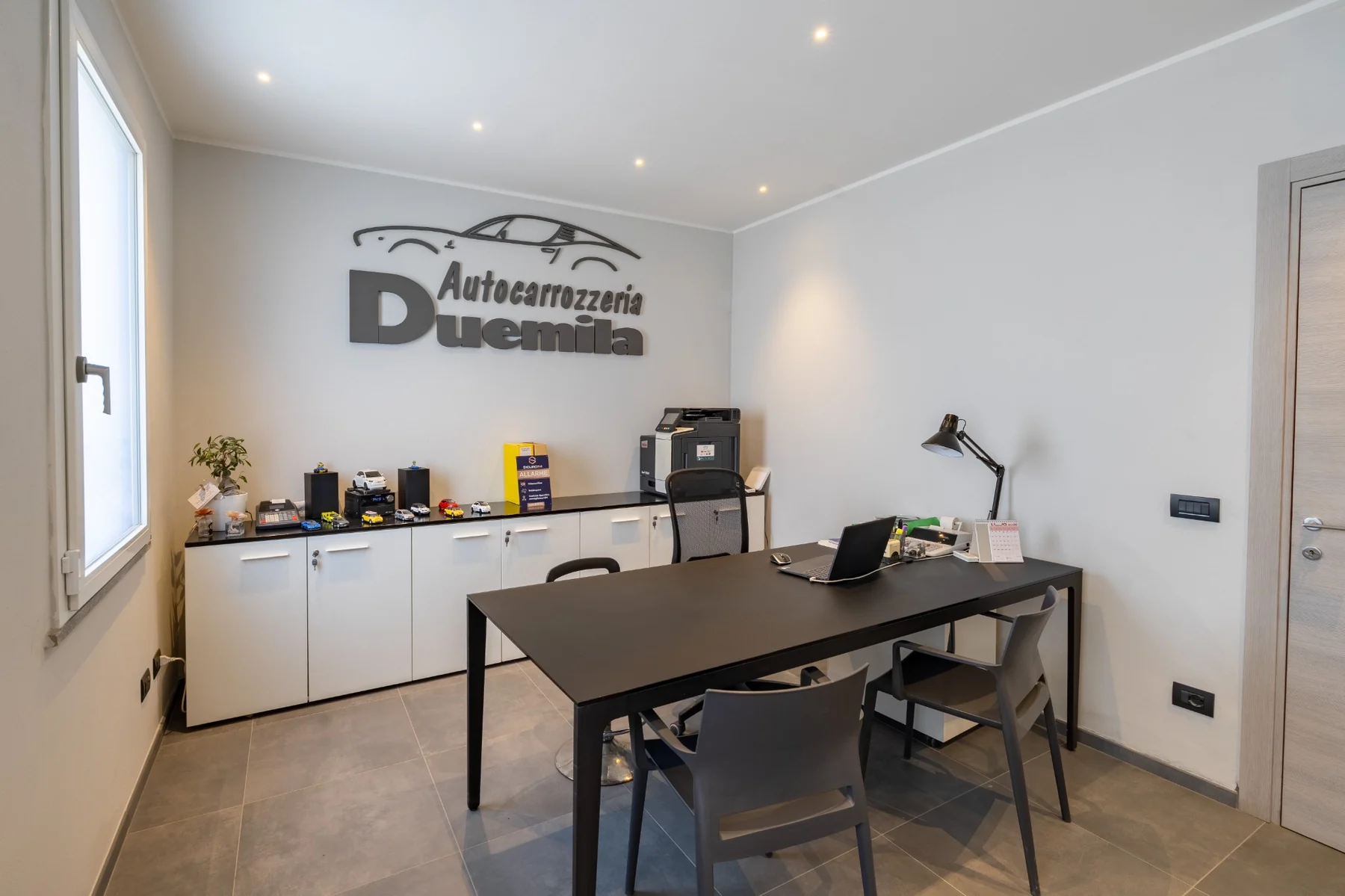 Ufficio accoglienza di Autocarrozzeria Duemila